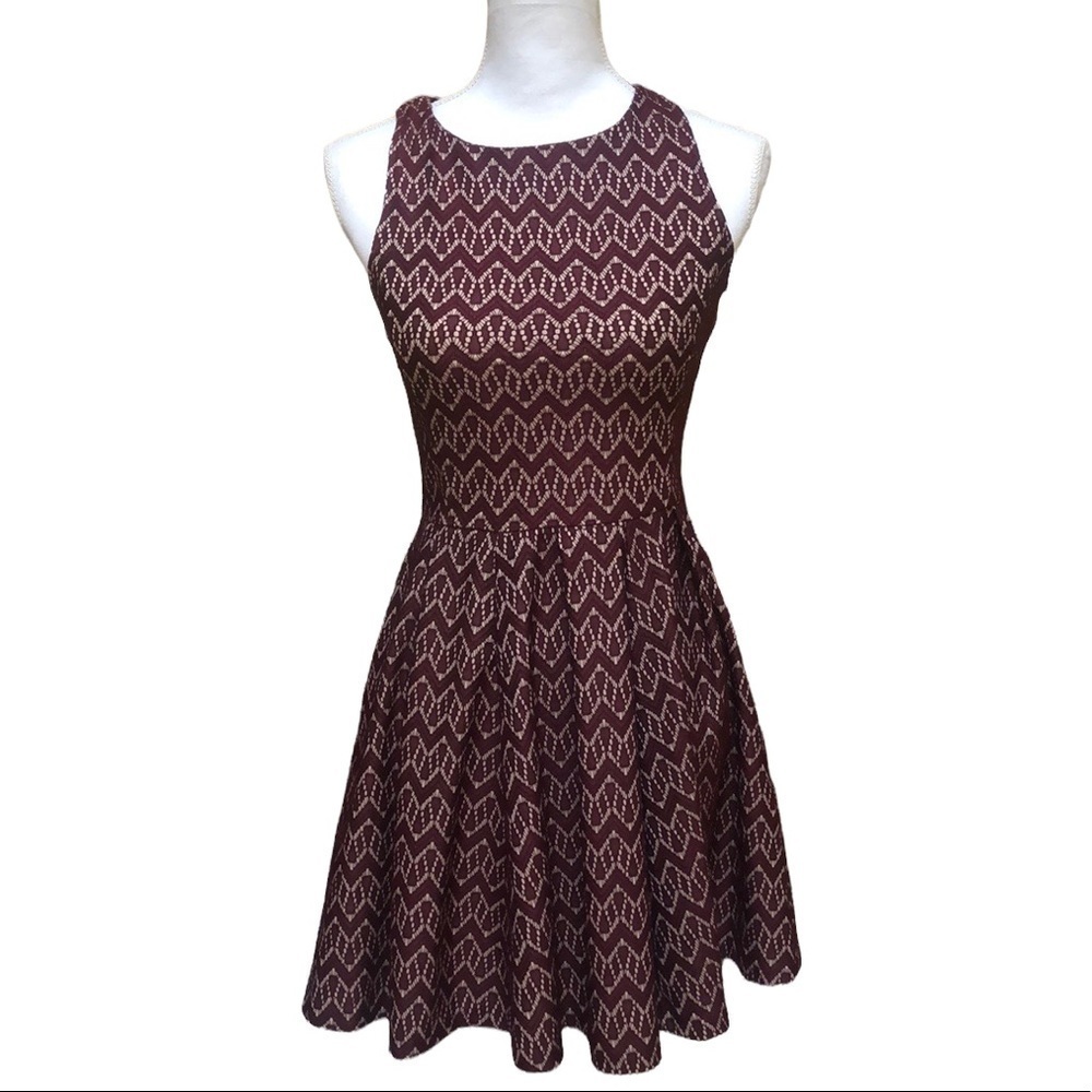 Aqua Lace Maroon & Beige A line Fit& Flare Pleated Cocktail Mini Dress Sz Small